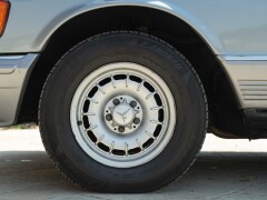 Mercedes Benz 380 SEC 