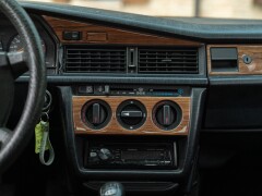 Mercedes Benz 190 E 1.8 