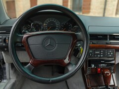 Mercedes Benz SL 320 