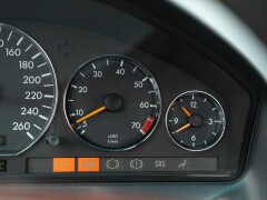 Mercedes Benz SL 320 