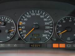 Mercedes Benz SL 320 