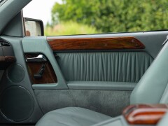 Mercedes Benz SL 320 