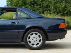 Mercedes Benz SL 320 