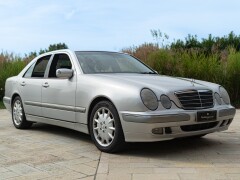 Mercedes Benz E430 V8 