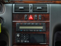 Mercedes Benz E430 V8 