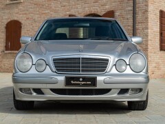 Mercedes Benz E430 V8 