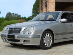 Mercedes Benz E430 V8 