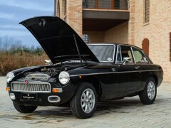 MG B GT SEBRING RHD 
