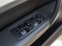 Porsche CAYENNE S LIVREA ROTHMANS 