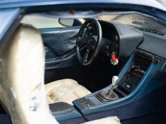 Porsche 928 