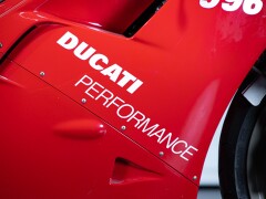 Ducati 996 