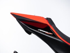 Aprilia RSV4 FACTORY WORKS 