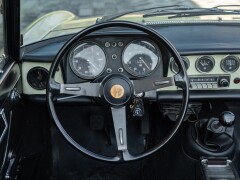 Alfa Romeo SPIDER 1750 VELOCE \"OSSO DI SEPPIA\" 