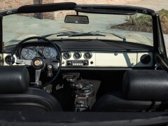 Alfa Romeo SPIDER 1750 VELOCE \"OSSO DI SEPPIA\" 