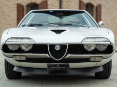 Alfa Romeo MONTREAL 