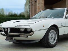 Alfa Romeo MONTREAL 