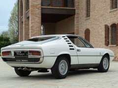 Alfa Romeo MONTREAL 
