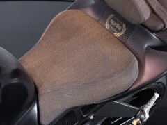 Aprilia RSV R 1000 TUONO 