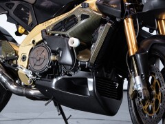 Aprilia RSV R 1000 TUONO 