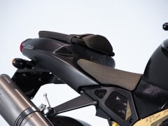 Aprilia RSV R 1000 TUONO 