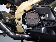 Aprilia RSV R 1000 TUONO 