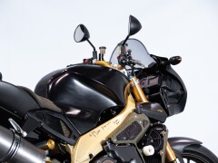 Aprilia RSV R 1000 TUONO 