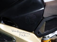 Aprilia RSV R 1000 TUONO 