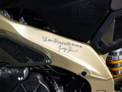 Aprilia RSV R 1000 TUONO 