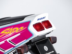 Suzuki RGV GAMMA 250 