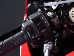 Ducati DUCATI DESMOSEDICI RR 