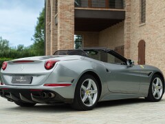 Ferrari CALIFORNIA T 