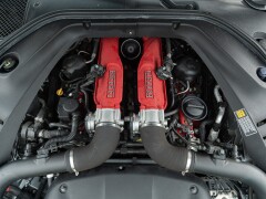Ferrari CALIFORNIA T 
