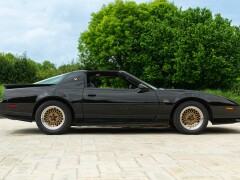 Pontiac FIREBIRD TRANS-AM 