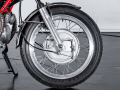 Moto Guzzi V7 SPORT \"Telaio Rosso\" 