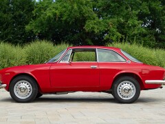 Alfa Romeo GIULIA SPRINT GT VELOCE 