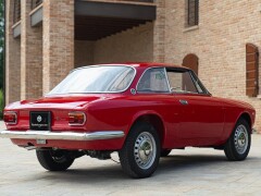 Alfa Romeo GIULIA SPRINT GT VELOCE 