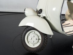 Piaggio VESPA VN2T 125 \"FARO BASSO \" 