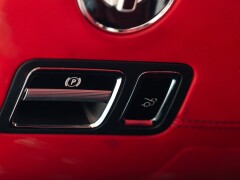 Mercedes Benz SLS AMG 