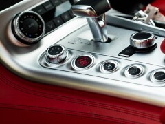 Mercedes Benz SLS AMG 