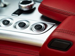 Mercedes Benz SLS AMG 