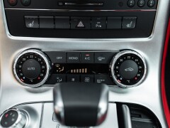 Mercedes Benz SLS AMG 