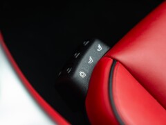 Mercedes Benz SLS AMG 