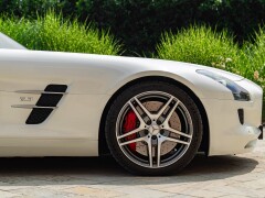 Mercedes Benz SLS AMG 