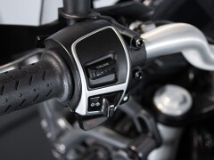 Moto Guzzi V85 TT GUARDIA D’ONORE 1946 