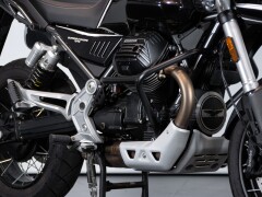 Moto Guzzi V85 TT GUARDIA D’ONORE 1946 