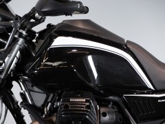 Moto Guzzi V85 TT GUARDIA D’ONORE 1946 