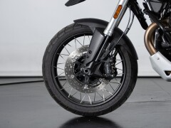 Moto Guzzi V85 TT GUARDIA D’ONORE 1946 