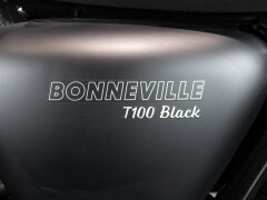 Triumph BONNEVILLE T100 BLACK 