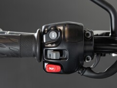 Triumph BONNEVILLE T100 BLACK 