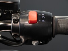 Triumph BONNEVILLE T100 BLACK 